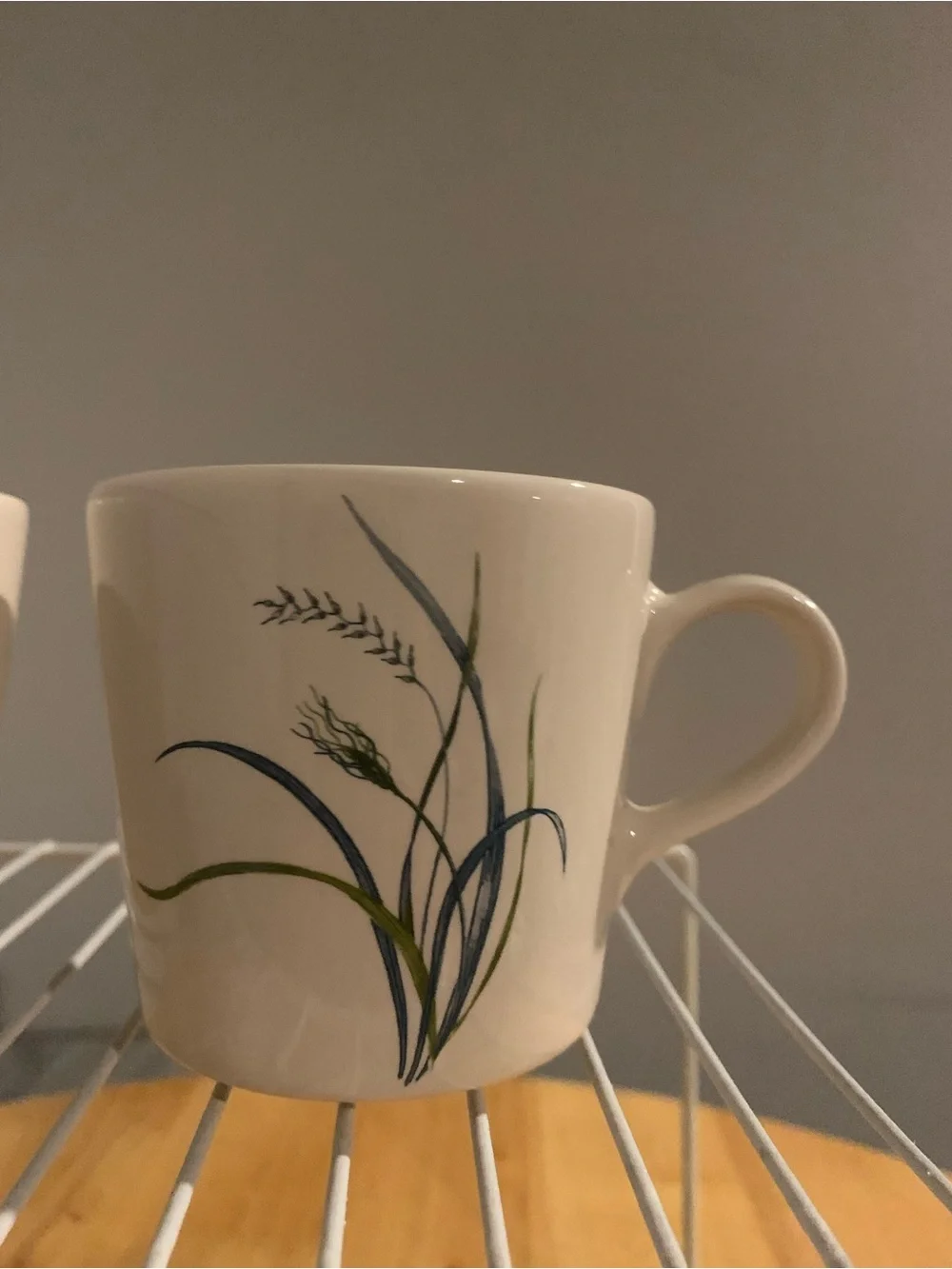 4 Corelle Blue Wheat Coastal Breeze Coffee Cups .